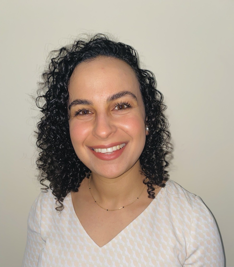 Najah Mary El-Gharib, teacher of the ICS2O course at uOttawa