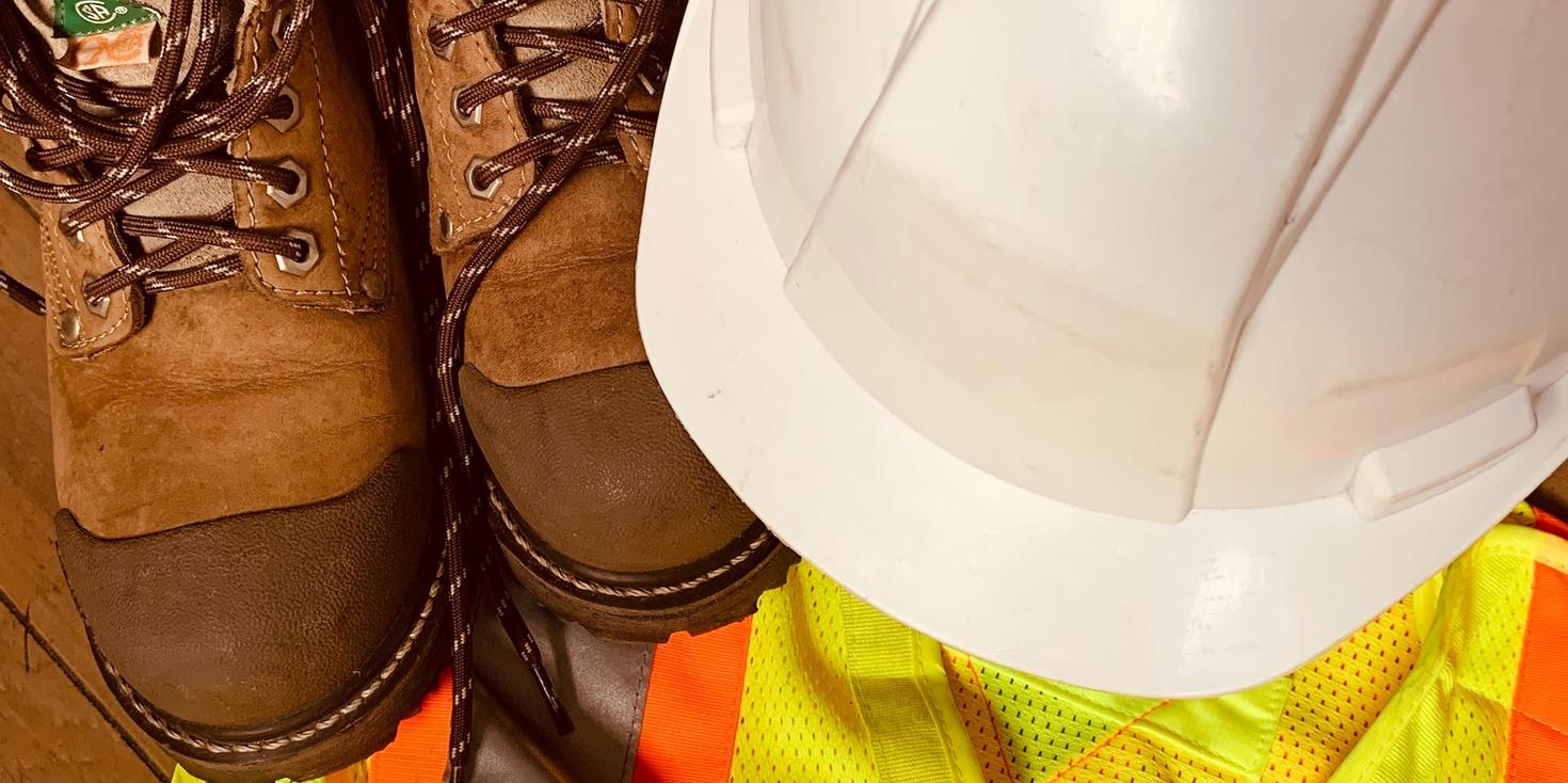 Picture of construction boots 