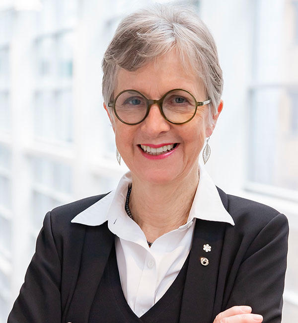 Janet Rossant portrait