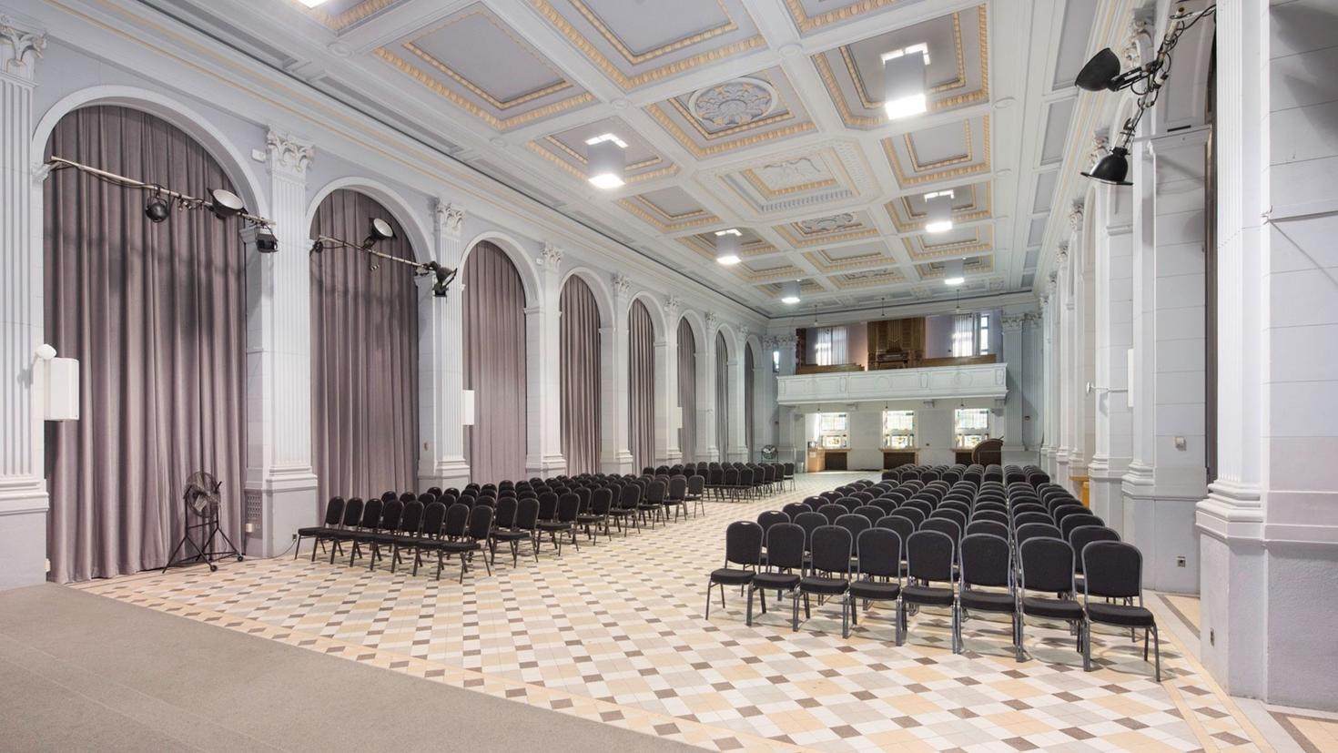 Vue latérale de la salle Tabaret.