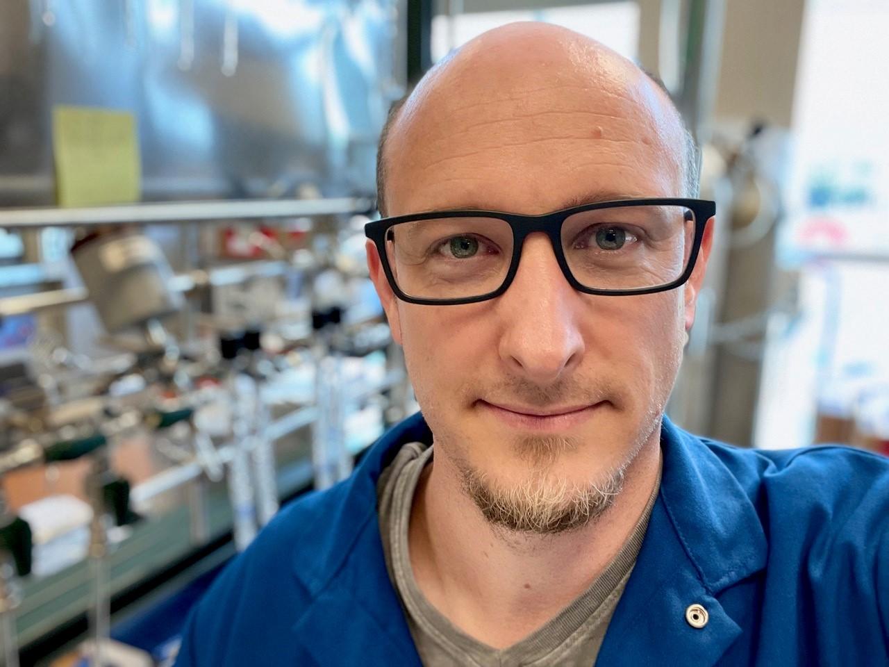 Professor Brett Walker, Canada Research Chair (Tier II)