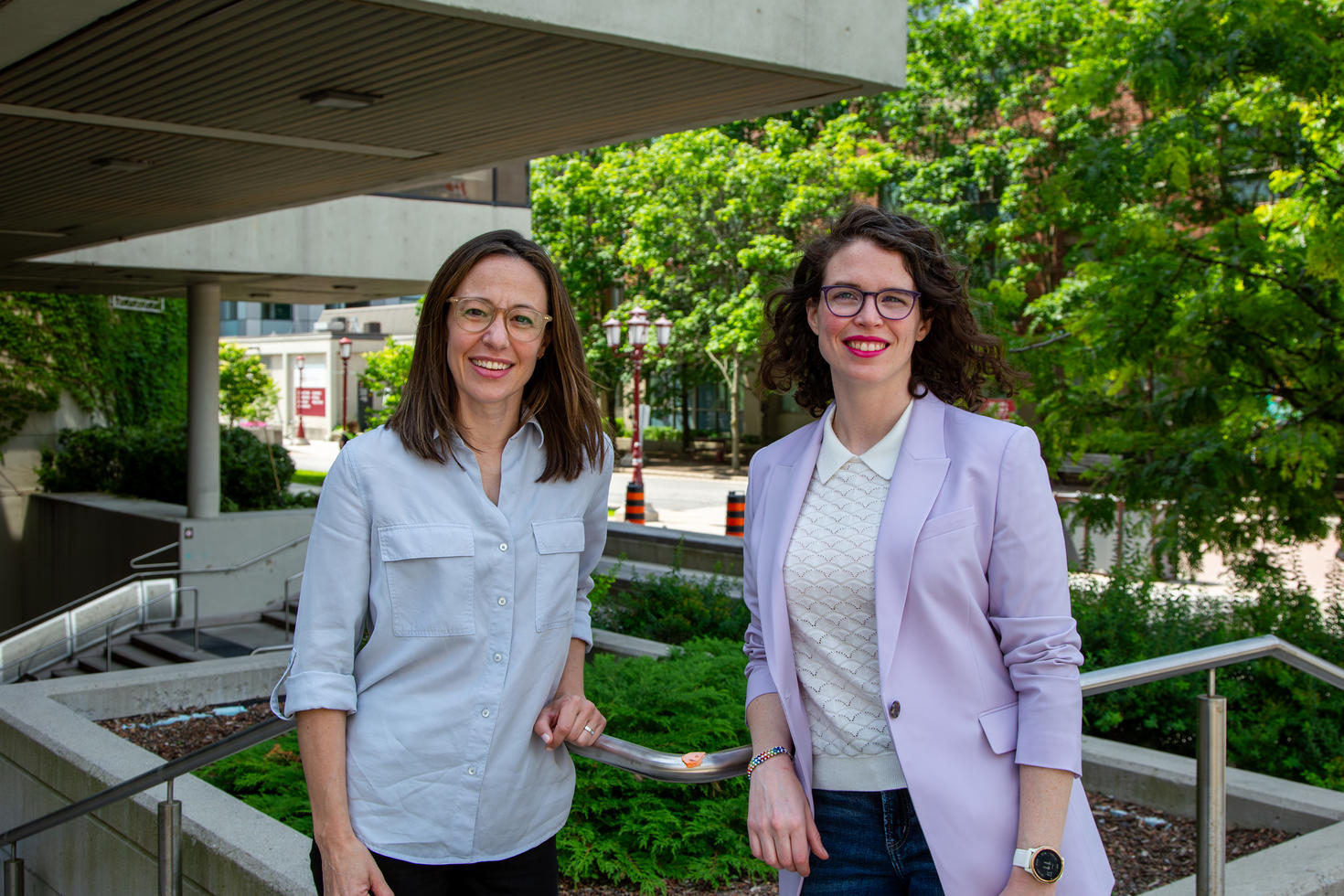 Dr. Kerri-Anne Mullen from the Faculty of Medicine on the left. Dr. Elizabeth Dubois from the Faculty of Arts on the right.