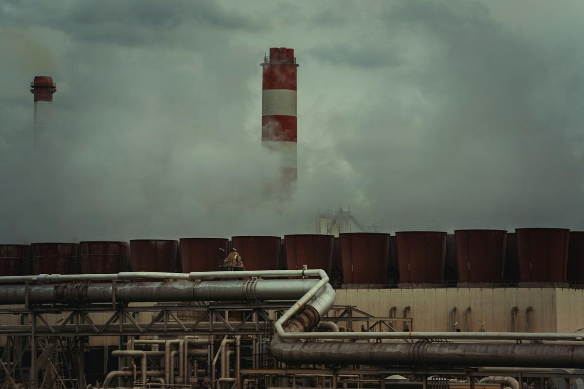 Oil refinery