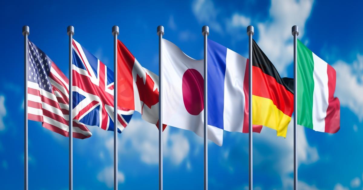 Flags of the U7+ member states
