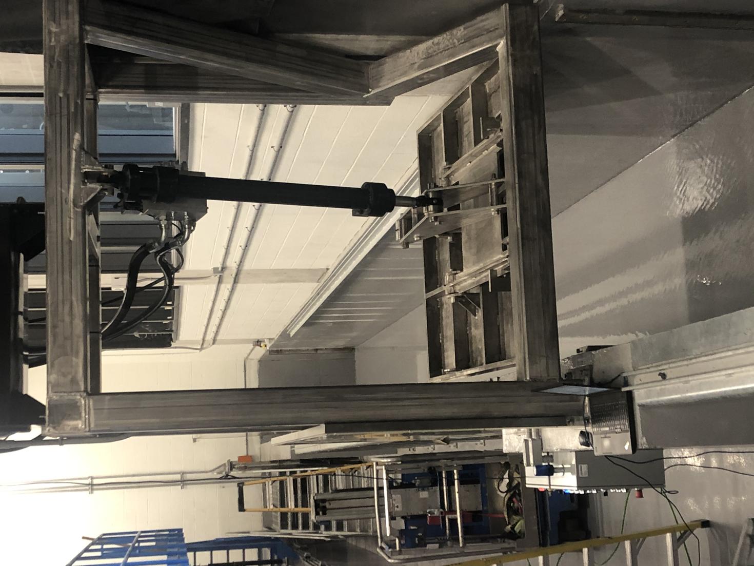 Multi-Hazards Simulator, a wave-making machine