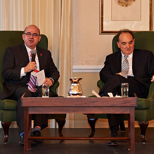 Dean Dodek en Causerie informelle avec un juge de la Cour suprême du Canada