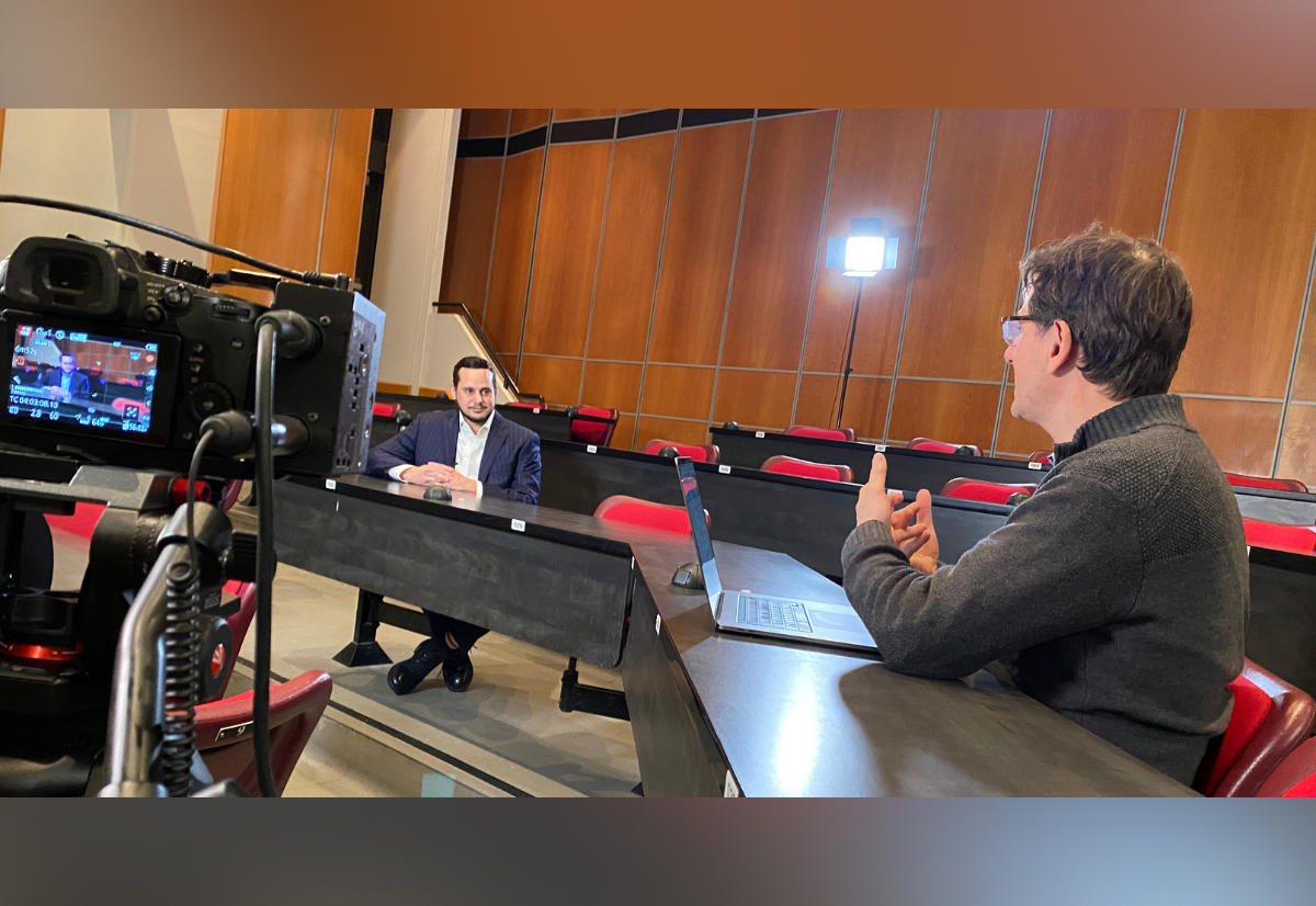Étienne Trépanier interviews Tariq Qureshi, Senior Counsel at Justice Canada.