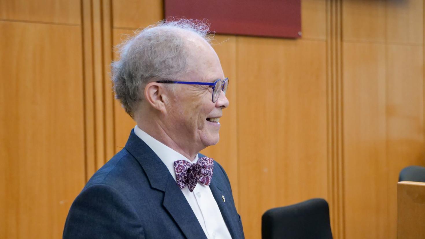 Denis Nadeau, professeur émérite à la Section de droit civil