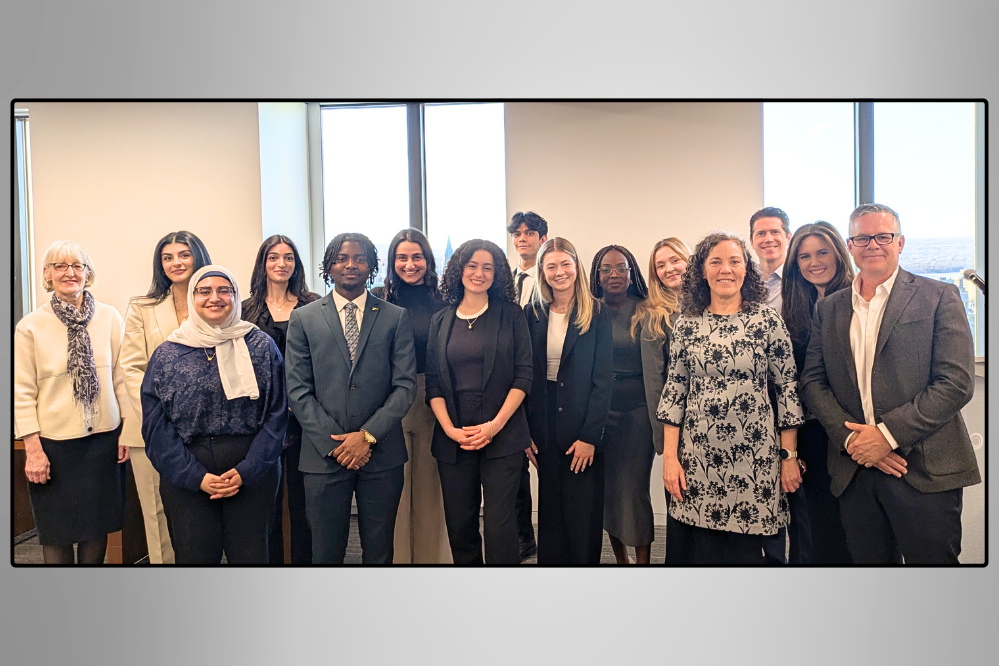 The first and second place winners of the Gowling WLG moot, with Professors Louise Bélanger-Hardy and Alain Roussy, as well as judges