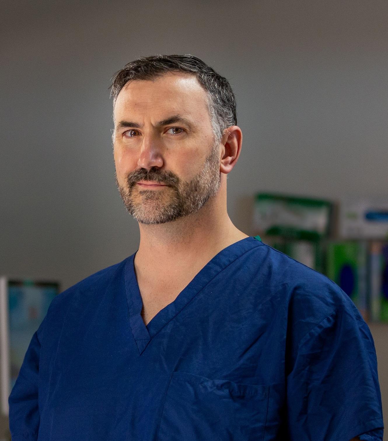 Le dr Jason McVicar