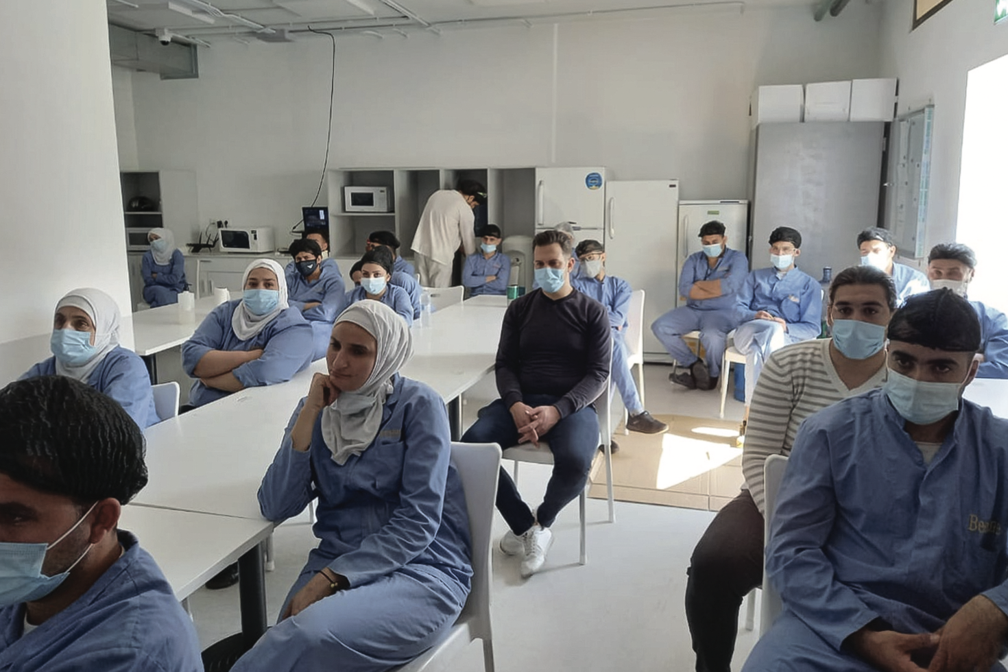 Salle avec étudiants en formation