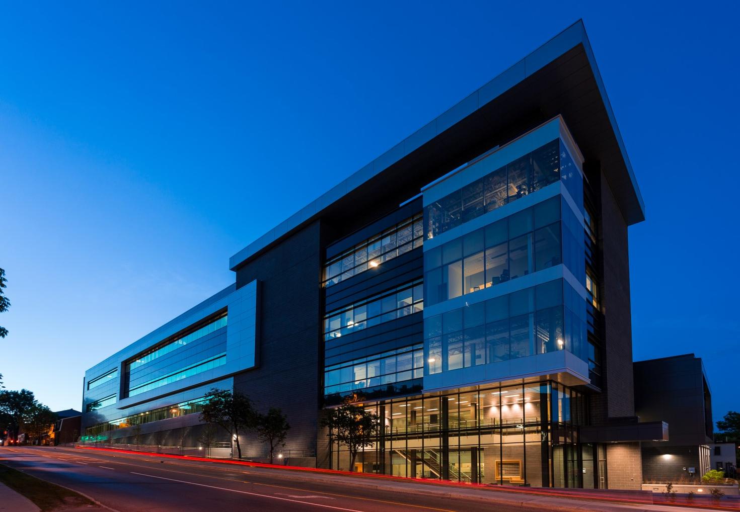 L'édifice de science a L’Université d’Ottawa