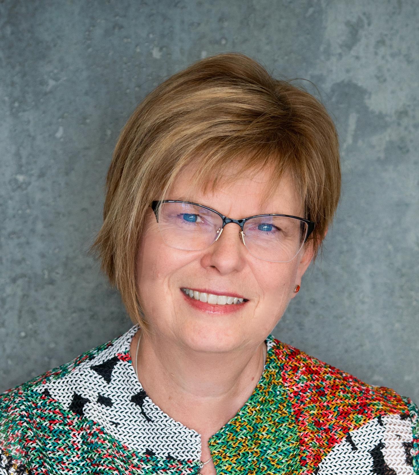 Professeur Lucie Hotte