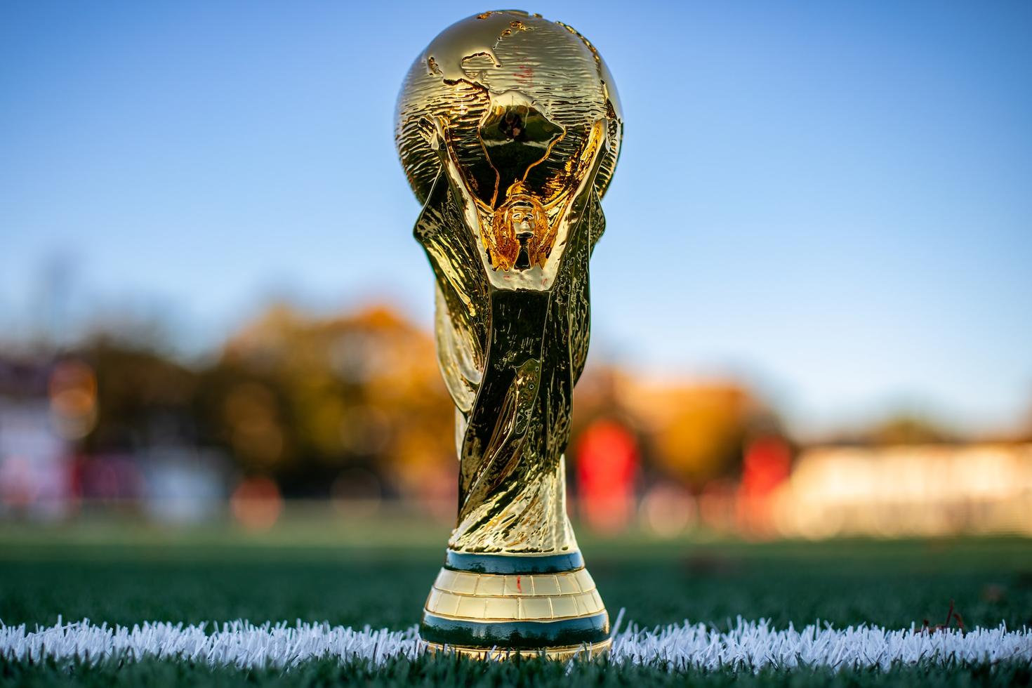 Réplique du trophée de la coupe du monde de football