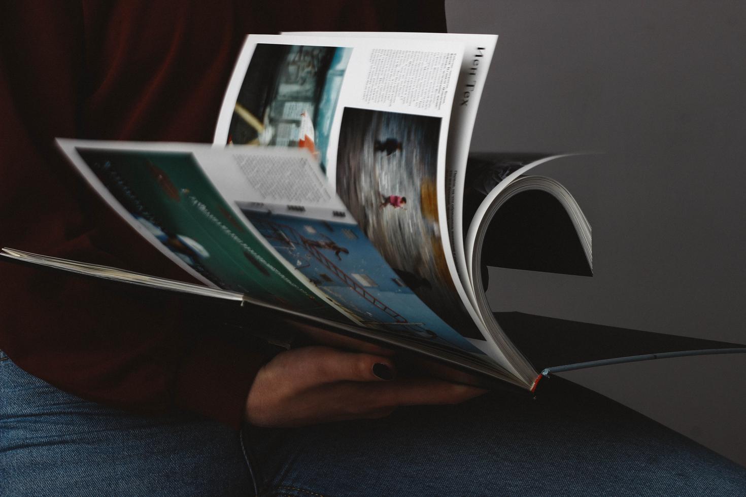 gros plan d'un livre ouvert