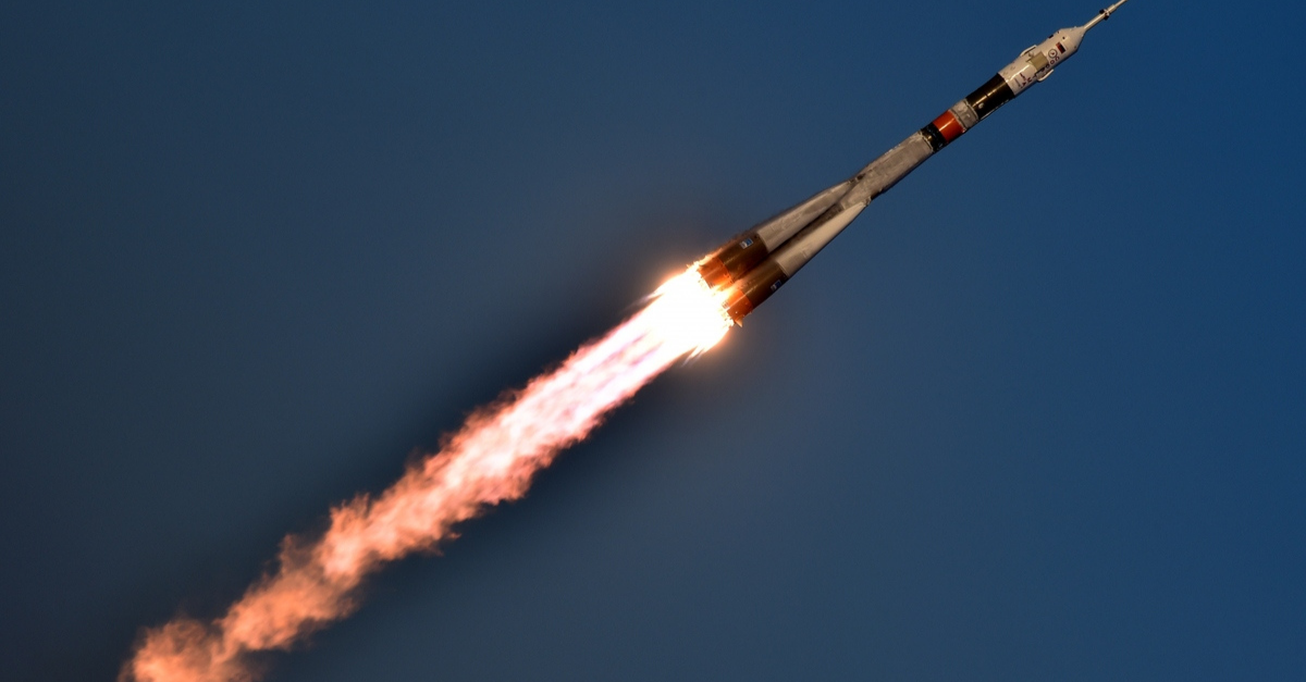 Un vaisseau Soyouz transportant le matériel du projet MARROW, lancé pour l’expédition 46 vers la Station spatiale internationale