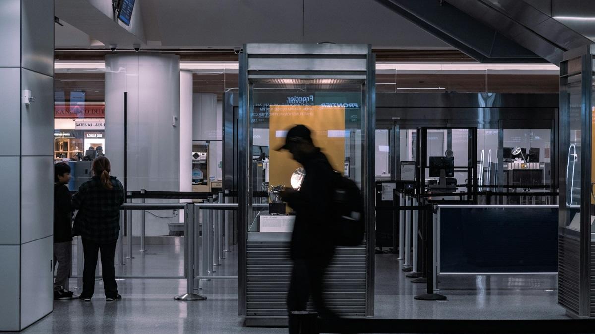 Contrôle de sécurité TSA à l'aéroport