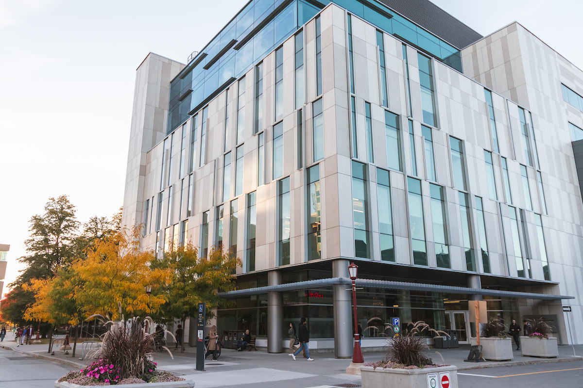 Bâtiment CRX sur le campus