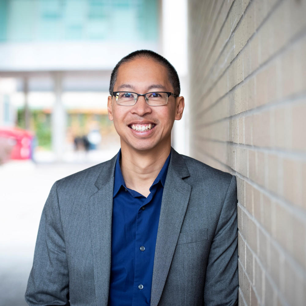 Tuan Bui, professeur titulaire et directeur du Département de biologie à l’Université d’Ottawa