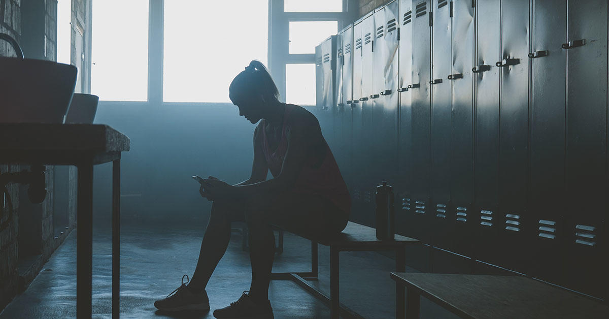 Woman sitting on a bench 