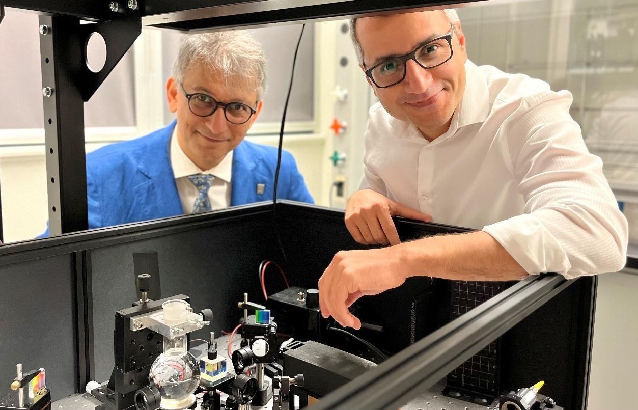Professor Ebrahim Karimi and former postdoctoral fellow Dr. Mohammadreza Rezaee are overlooking a sonoluminescence quantum optics characterization setup. 