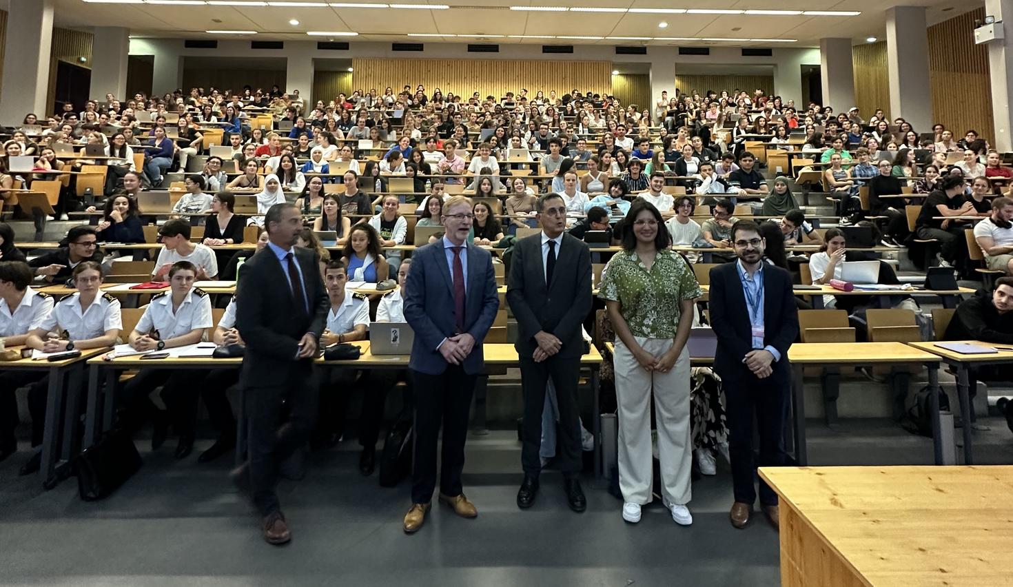 Présentation de la Charte des humanités aux étudiants