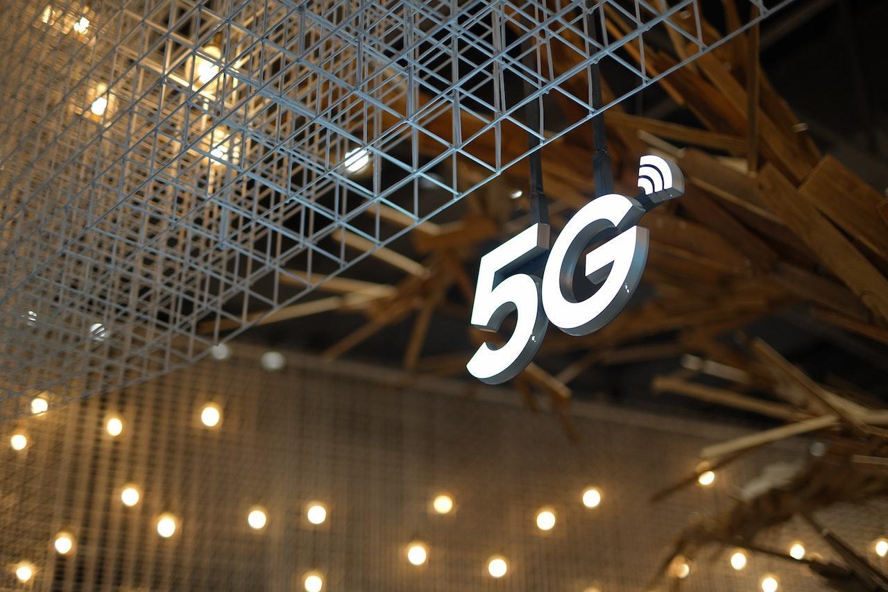 5G sign