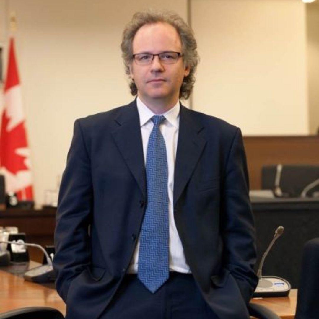 Dr. Michael Geist