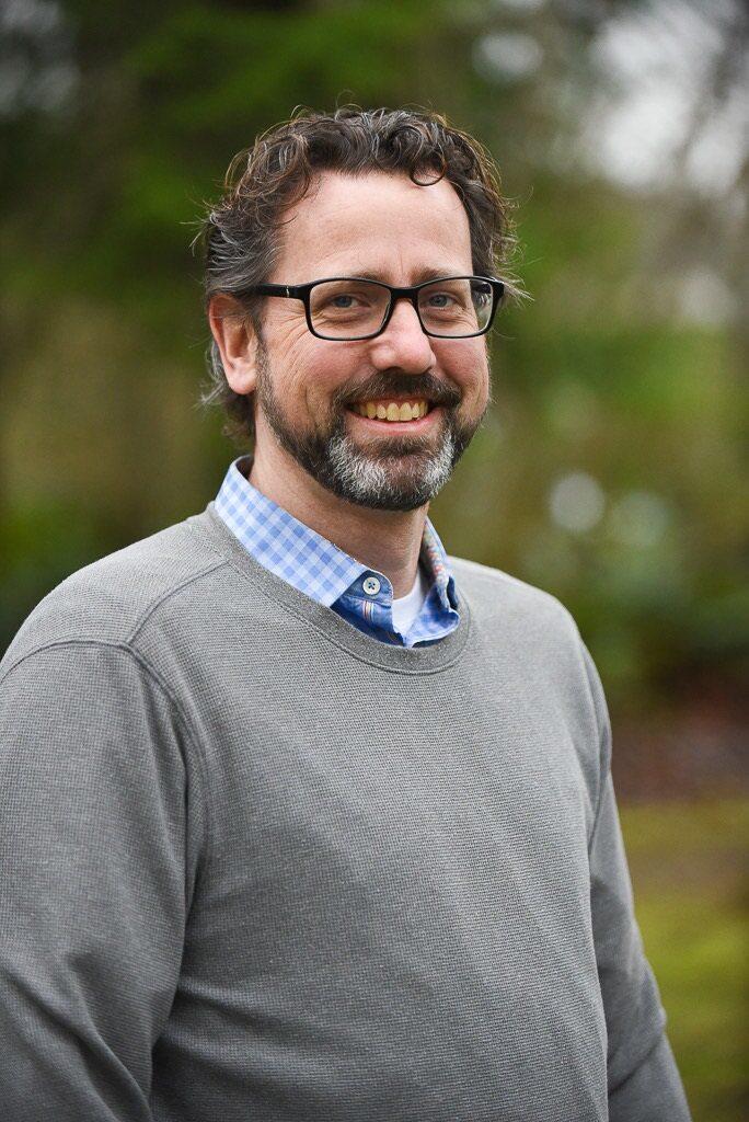 Andrew Robinson (B.A. 1993)