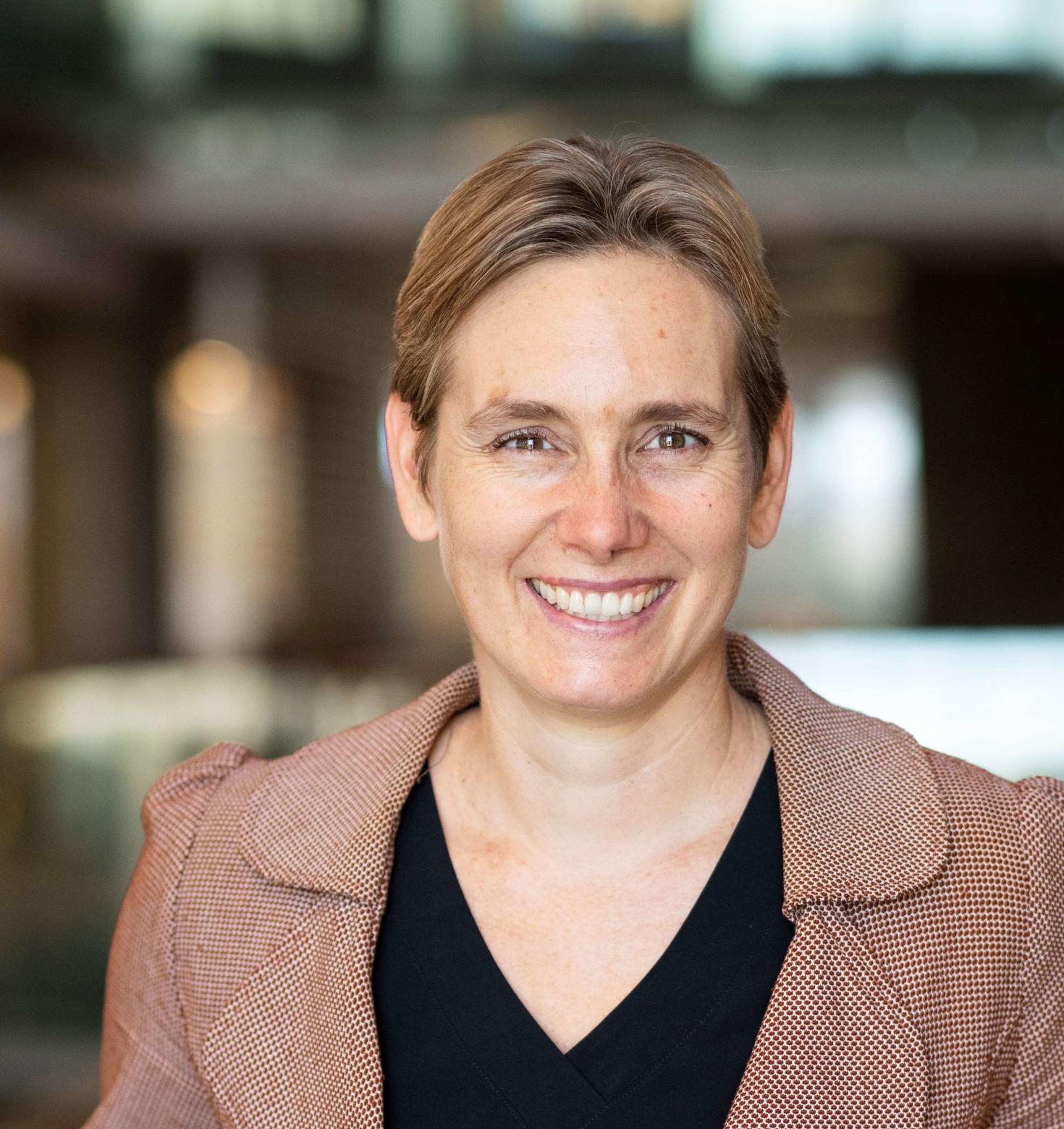 Professeure Geranda Notten