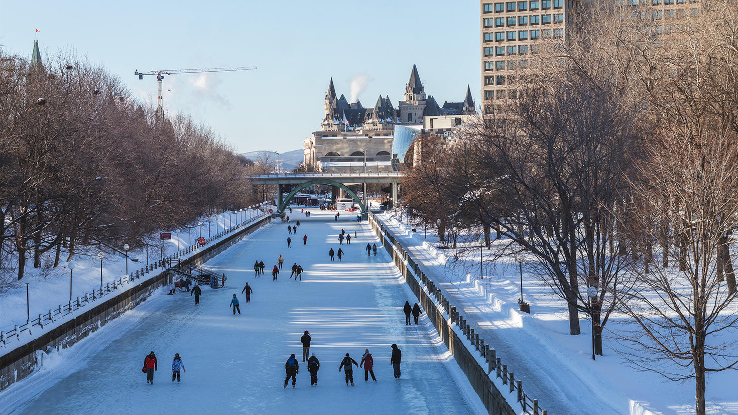 Patineurs sur le canal Rideau.