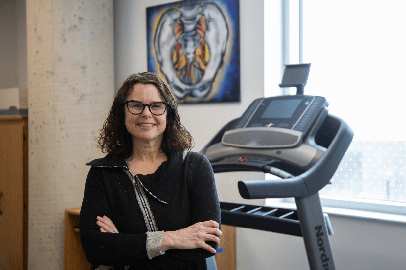Linda McLean in her lab at the Faculty of Health Sciences