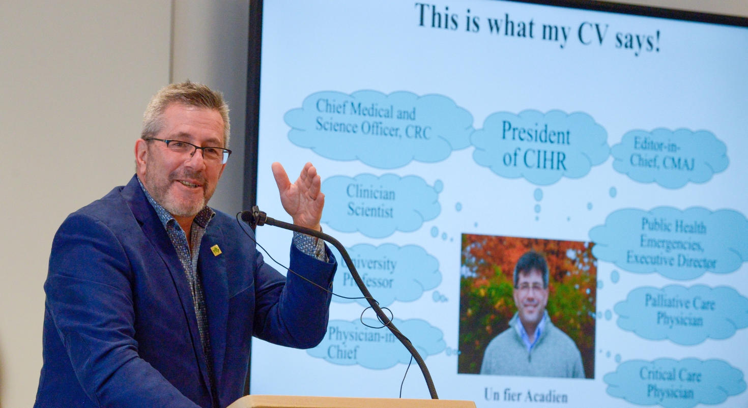 Dr. Paul Hébert discussed his research career on Research Day, an event held for students at the Faculty of Medicine School of Epidemiology and Public Health. 