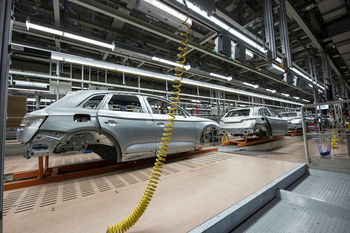 Auto assembly line