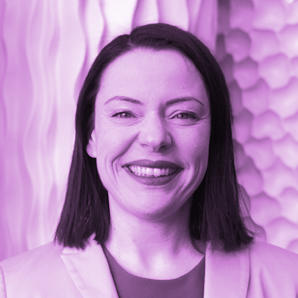 Photo de Jeannine Ritchot, souriante